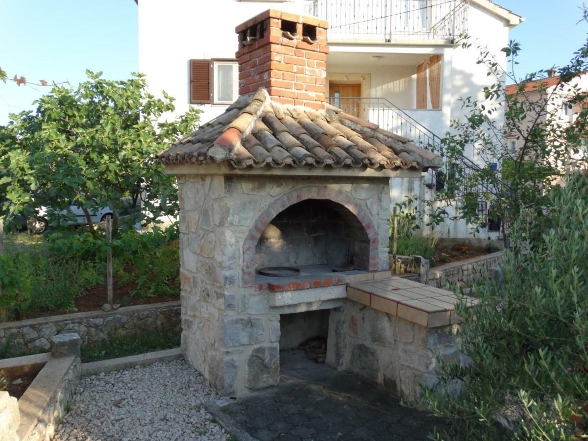 Apartman Petra Vrh (Krk) Exterior foto
